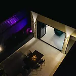 View With Heated Pool & Jacuzzi * Mostar