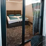 Villa View Mostar With Heated Pool & Jacuzzi