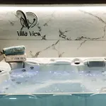 View With Heated Pool & Jacuzzi Villa