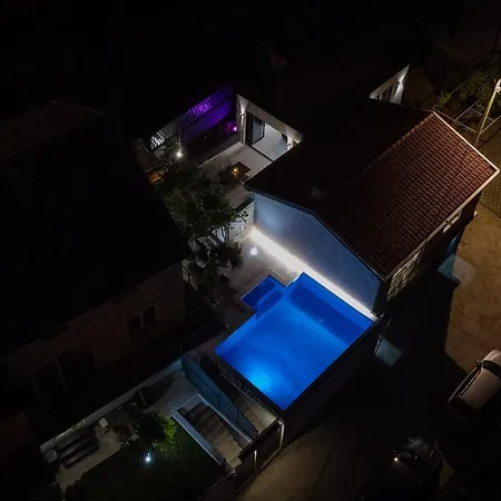 View With Heated Pool & Jacuzzi * موستار