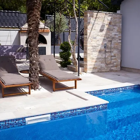 View With Heated Pool & Jacuzzi * موستار