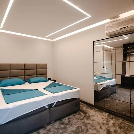 View With Heated Pool & Jacuzzi * Mostar