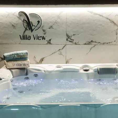 View With Heated Pool & Jacuzzi Villa