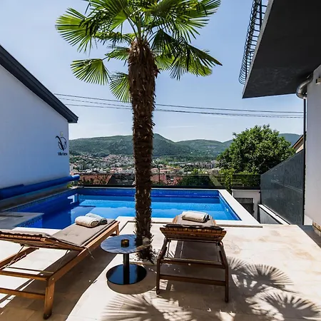 View With Heated Pool & Jacuzzi * Mostar