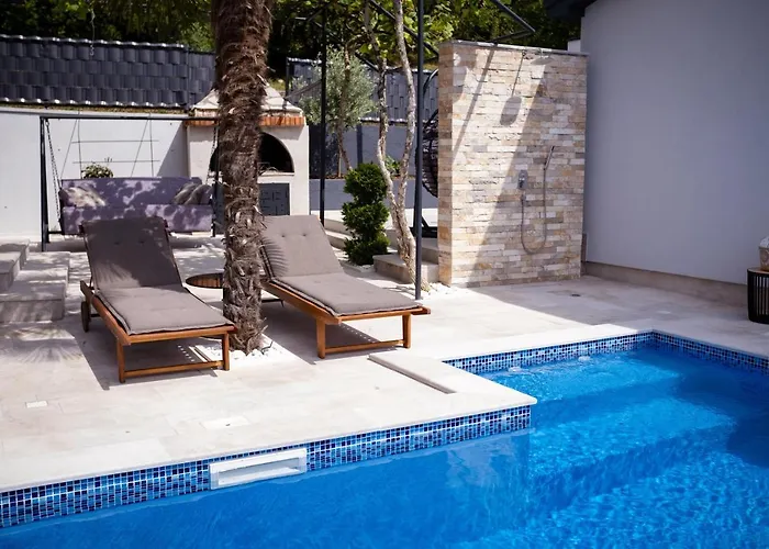 View With Jacuzzi & Heated Pool * Mostar