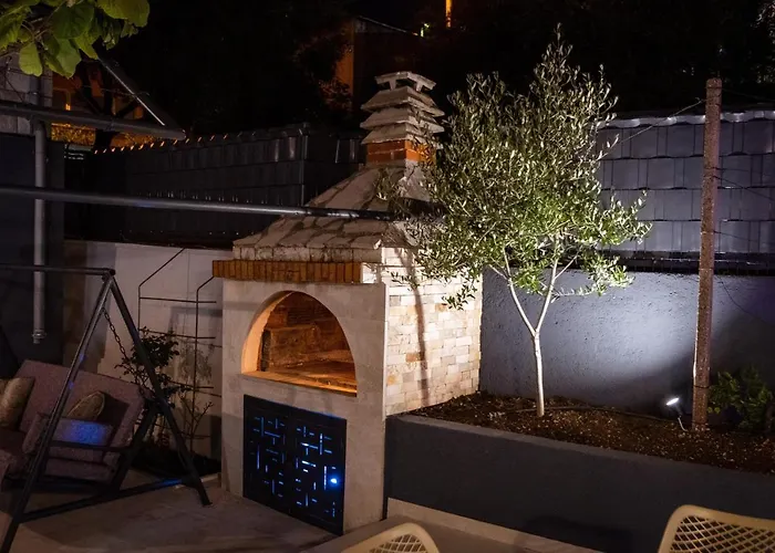 View With Jacuzzi & Heated Pool