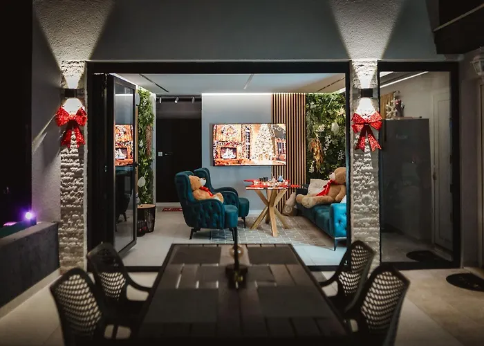 Villa View With Jacuzzi & Heated Pool